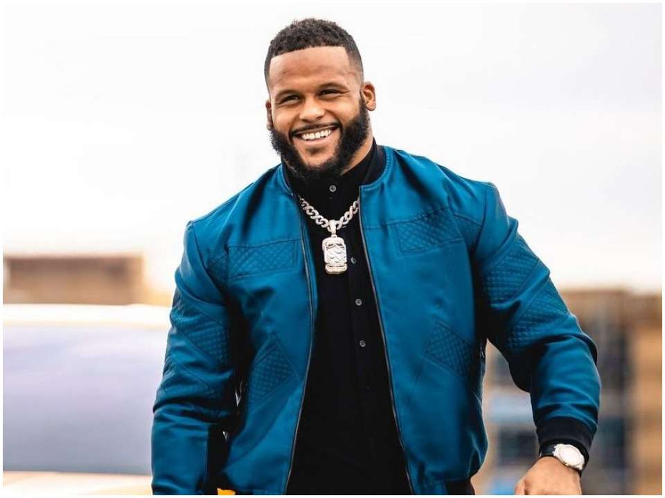 Aaron Donald Biography, Net worth, Wiki, Girlfriend, Age, Height, Family