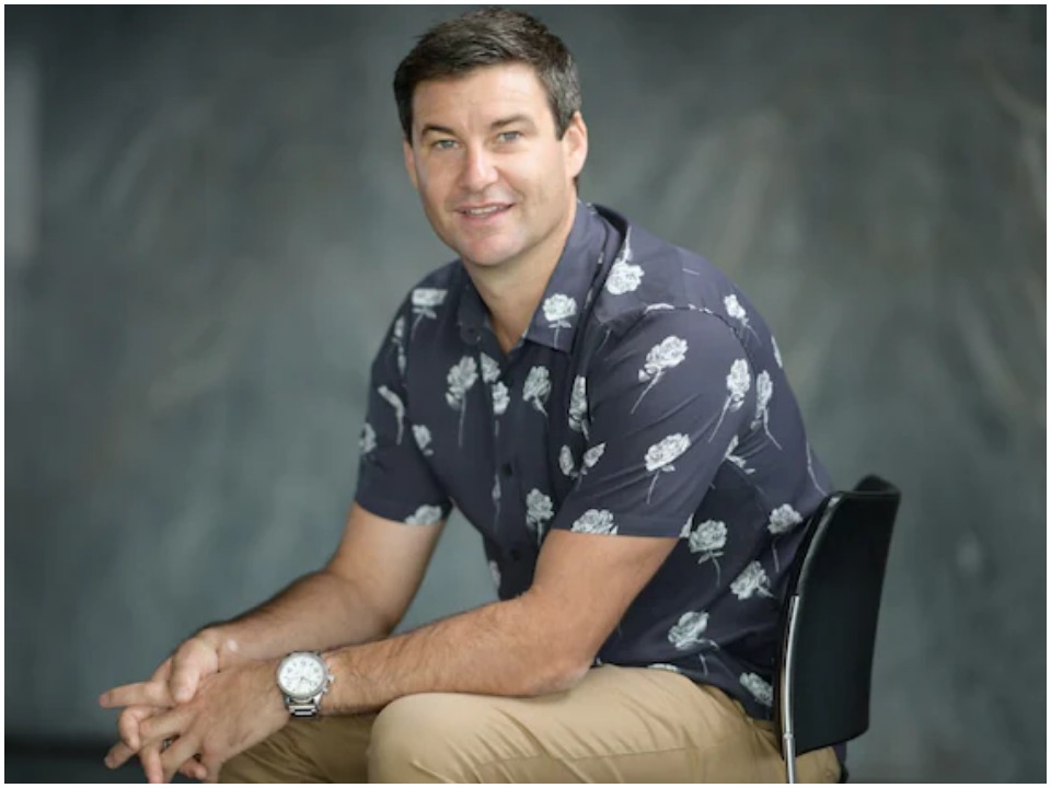 Clarke Gayford Bio, Net worth, Wiki, Age, Height, Girlfriend, Family