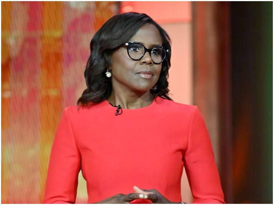 Deborah Roberts Bio, Net Worth, Wiki, Age, Height, Husband, Family