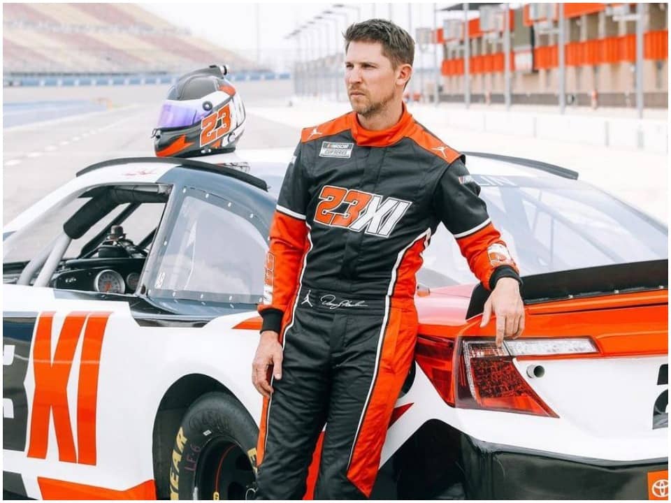 Denny Hamlin Biography, Net worth, Wiki, Age, Height, Wife, Family