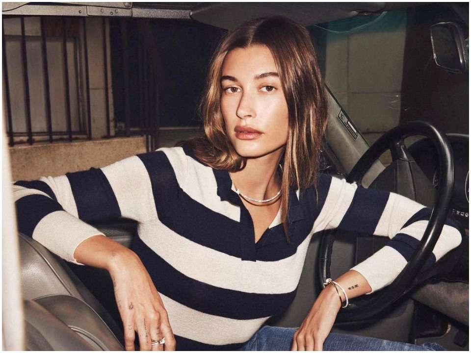 Hailey Bieber Biography, Net Worth, Wiki, Age, Height, Husband, Family