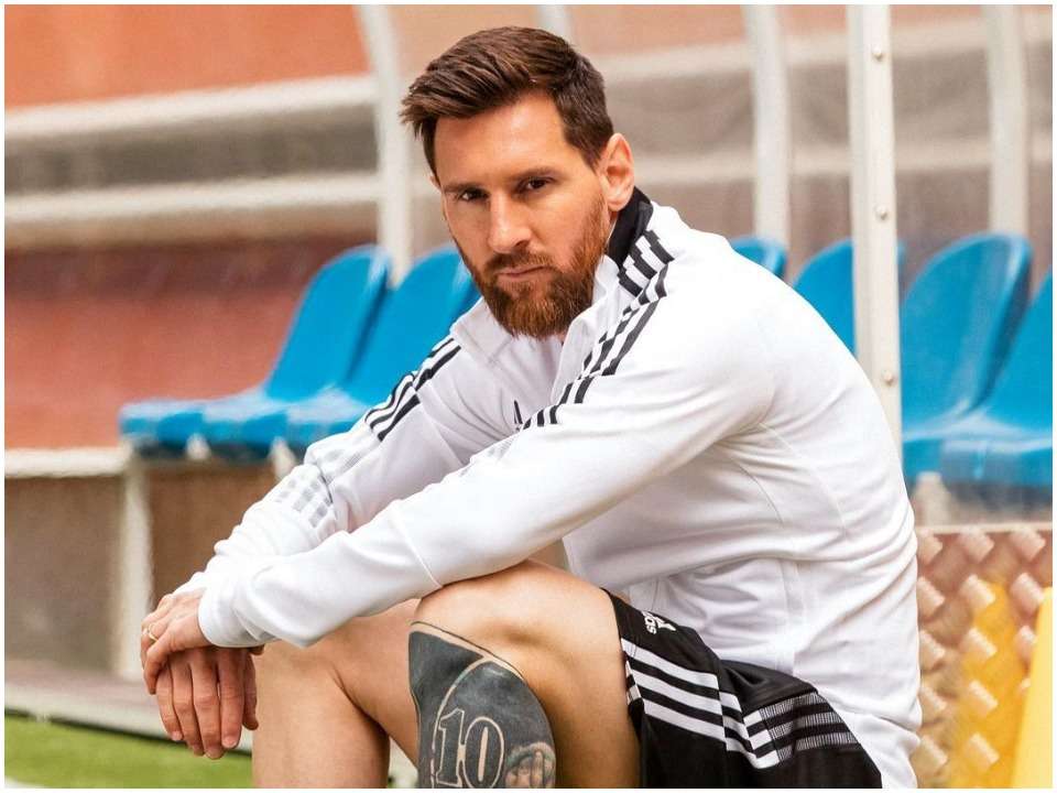 Lionel Messi Biography, Net Worth, Wiki, Age, Height, Wife, Family