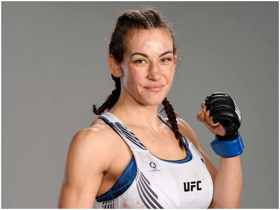 Miesha Tate Biography, Net Worth, Wiki, Age, Height, Husband, Family