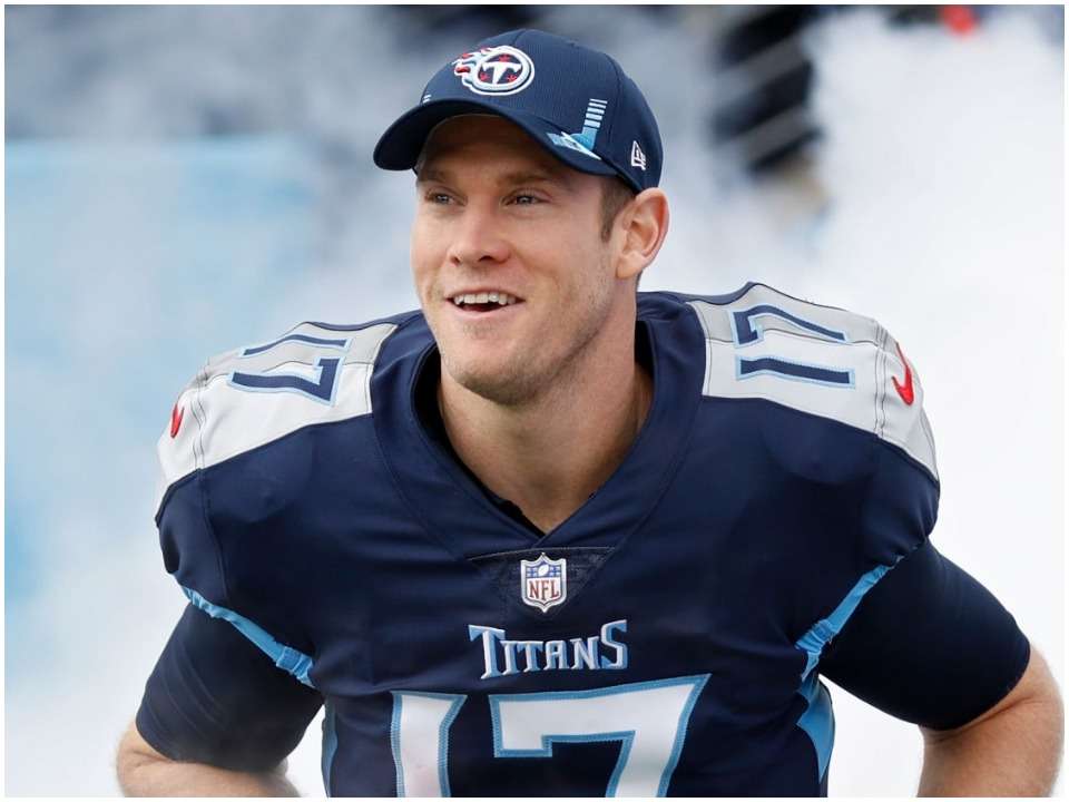 Ryan Tannehill Biography, Net worth, Wiki, Age, Height, Wife, Family