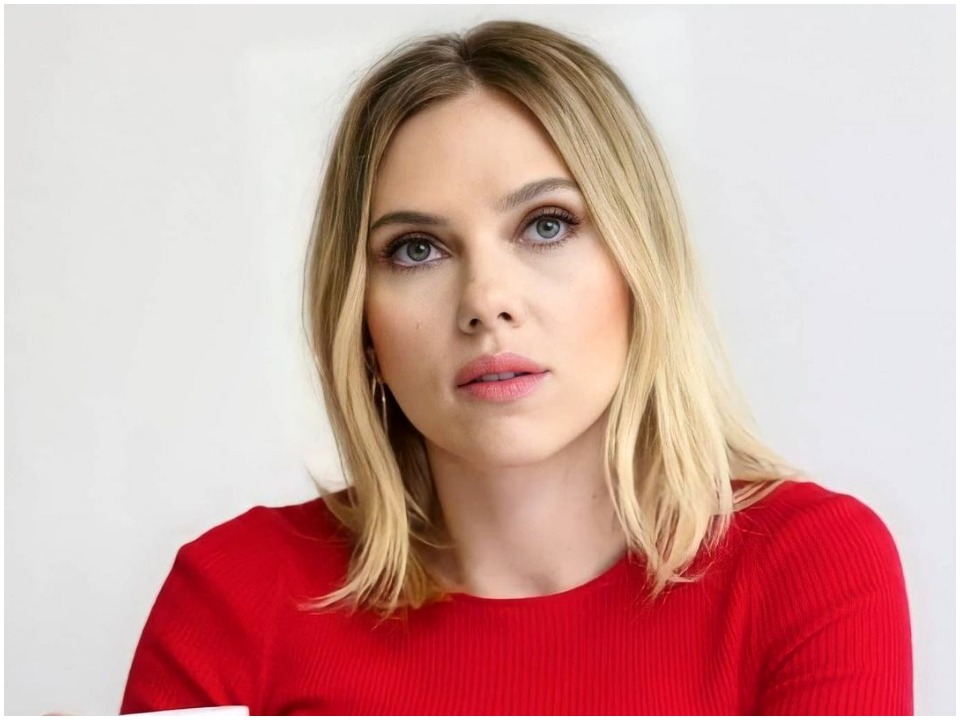 Scarlett Johansson Bio, Net Worth, Wiki, Age, Height, Husband, Family