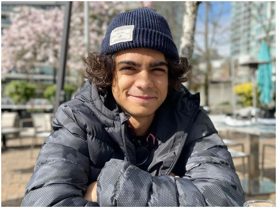 Iñaki Godoy Bio, Net worth, Wiki, Age, Height, Girlfriend