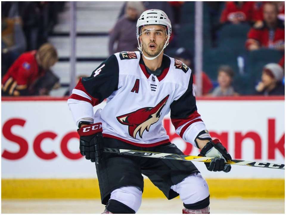 Niklas Hjalmarsson Bio, Net worth, Wiki, Age, Height, Wife, Family