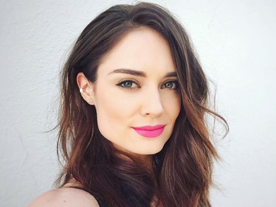 Mallory Jansen Biography, Net Worth, Wiki, Age, Height, Husband, Family