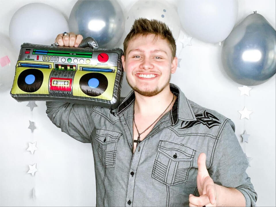 Zachariah Smith Bio, Net worth, Wiki, Age, Height, Girlfriend