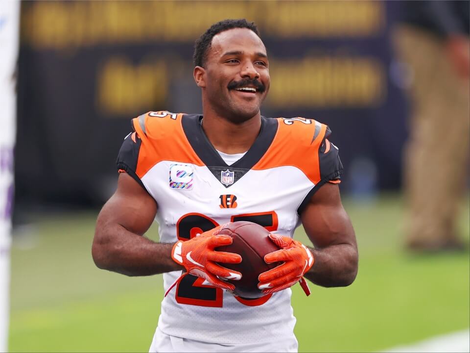 Giovani Bernard Bio, Net worth, Wiki, Age, Height, Wife