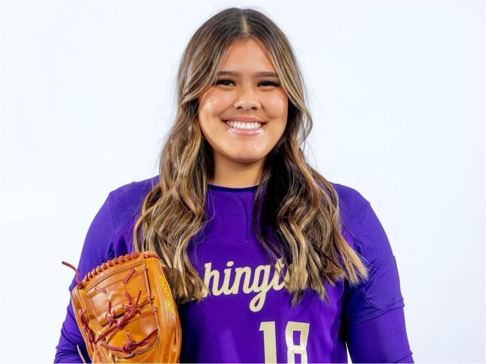 Lindsay Lopez (Softball) Bio, Net Worth, Wiki, Age, Height, Boyfriend, Parents