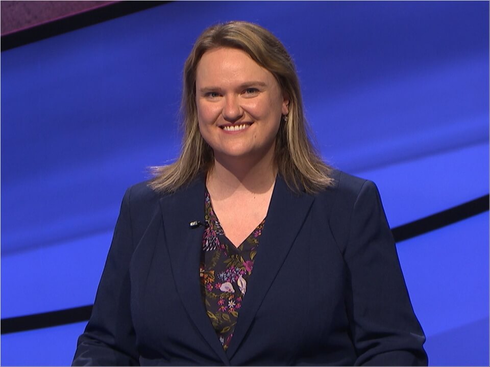 Emily Sands (Jeopardy) Bio, Net Worth, Wiki, Age, Husband