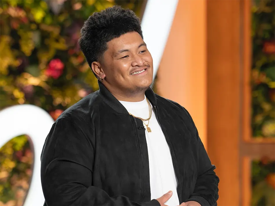 Isaiah Misailegalu (American Idol) Bio, Net Worth, Wiki, Age, Parents