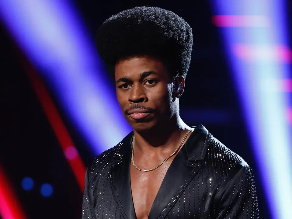 Nathan Chester (The Voice) Bio, Net Worth, Wiki, Age, Girlfriend, Parents