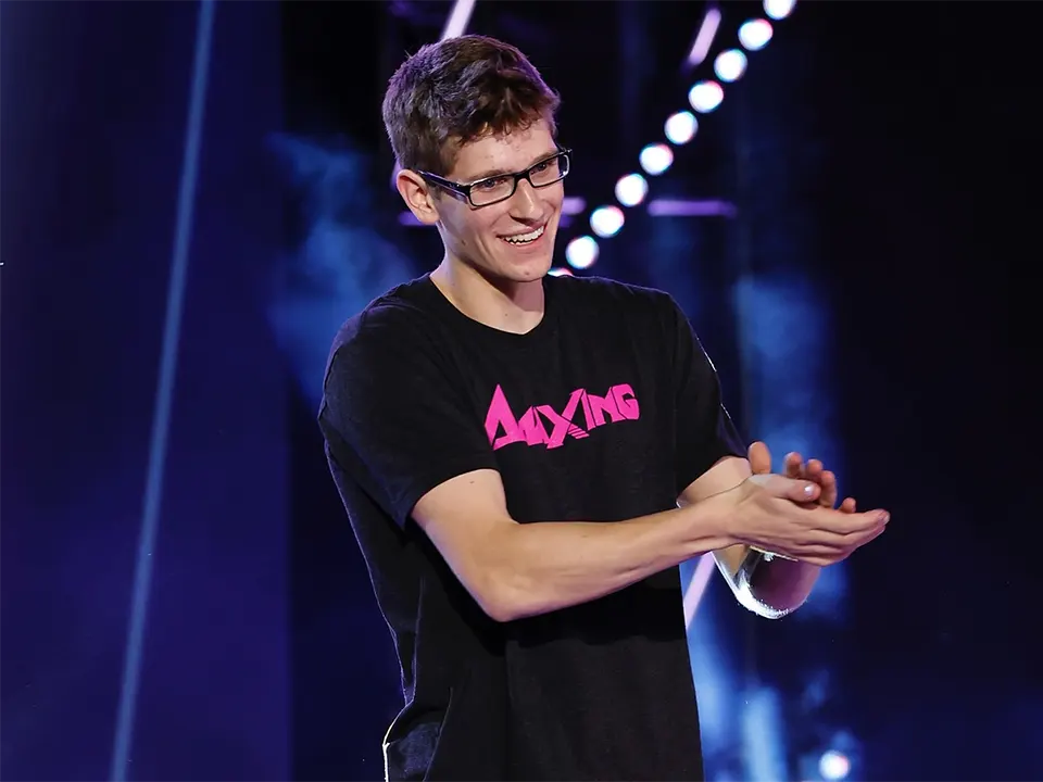 Max Feinberg Bio, Net Woth, Wiki, Age, Height, Girlfriend