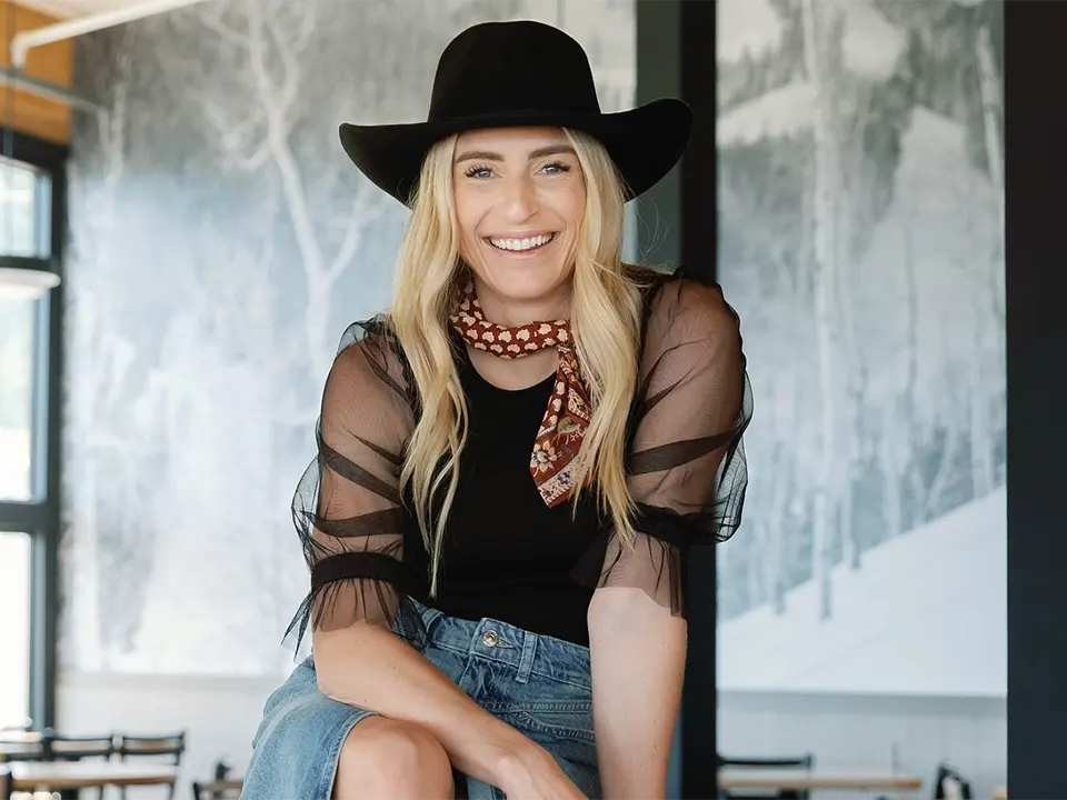 Jasmine Roth Bio, Net Worth, Wiki, Age, Height, Husband