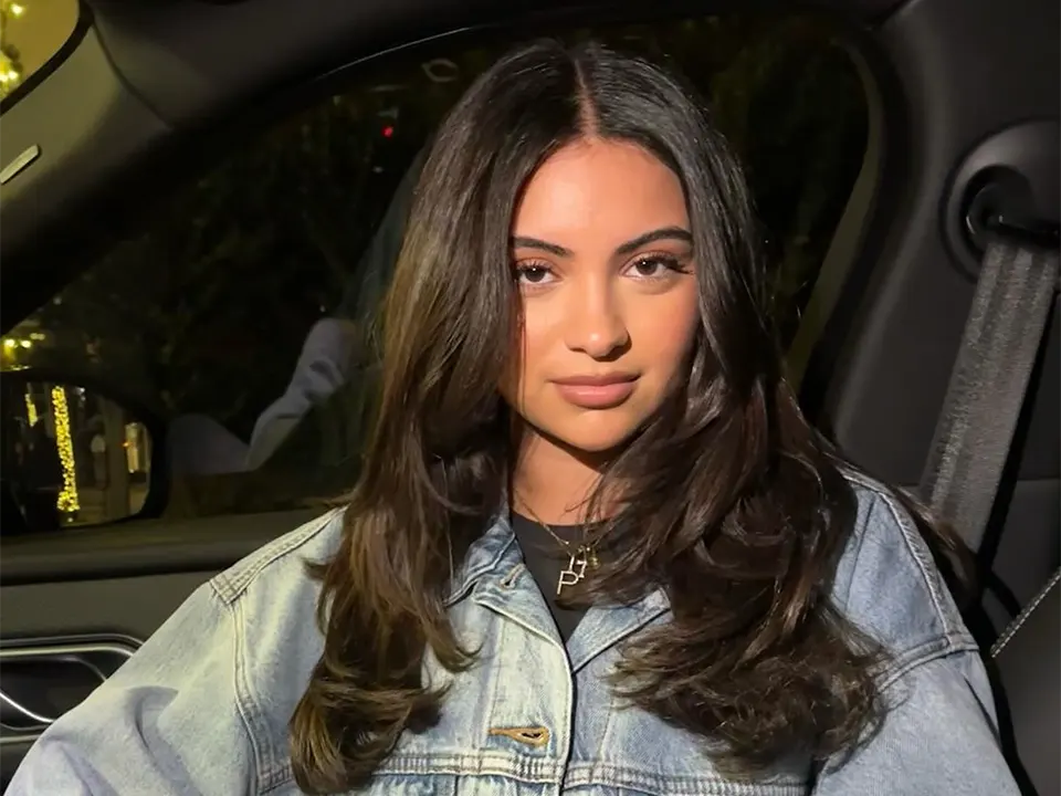 Parker Whitfield Bio, Net Worth, Wiki, Age, Height, Boyfriend, Parents