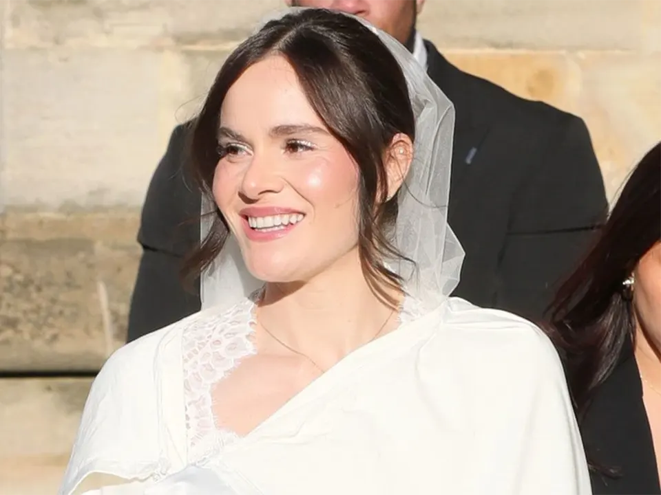 Holly Ramsay Bio, Net Worth, Wiki, Age, Parents, Husband