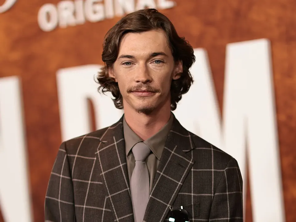 Jacob Lofland Bio, Net Worth, Wiki, Age, Girlfriend, Parents