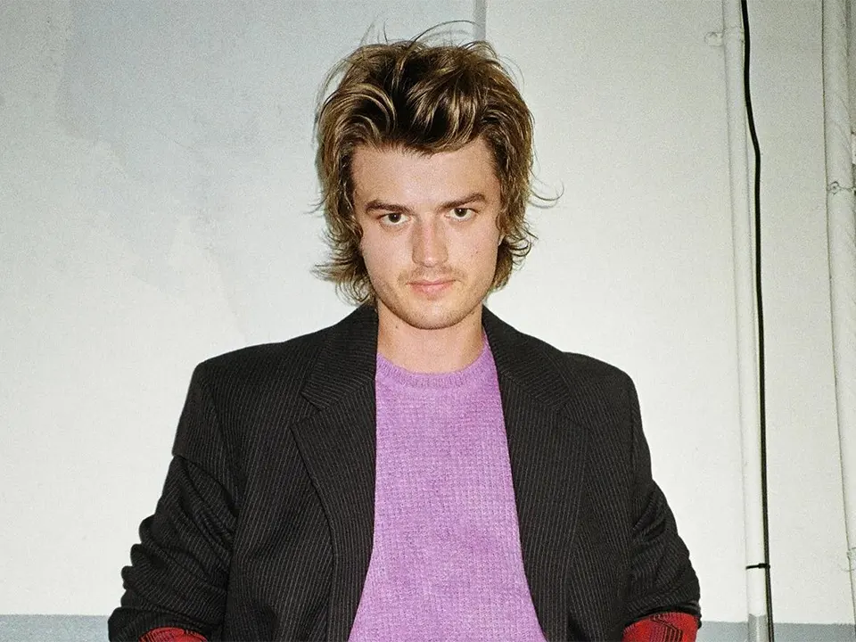 Joe Keery Bio, Net Worth, Wiki, Age, Height, Girlfriend