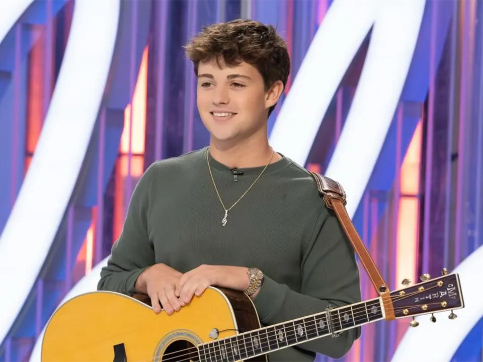 Lucas Leon (American Idol) Bio, Net Worth, Wiki, Age, Girlfriend, Parents