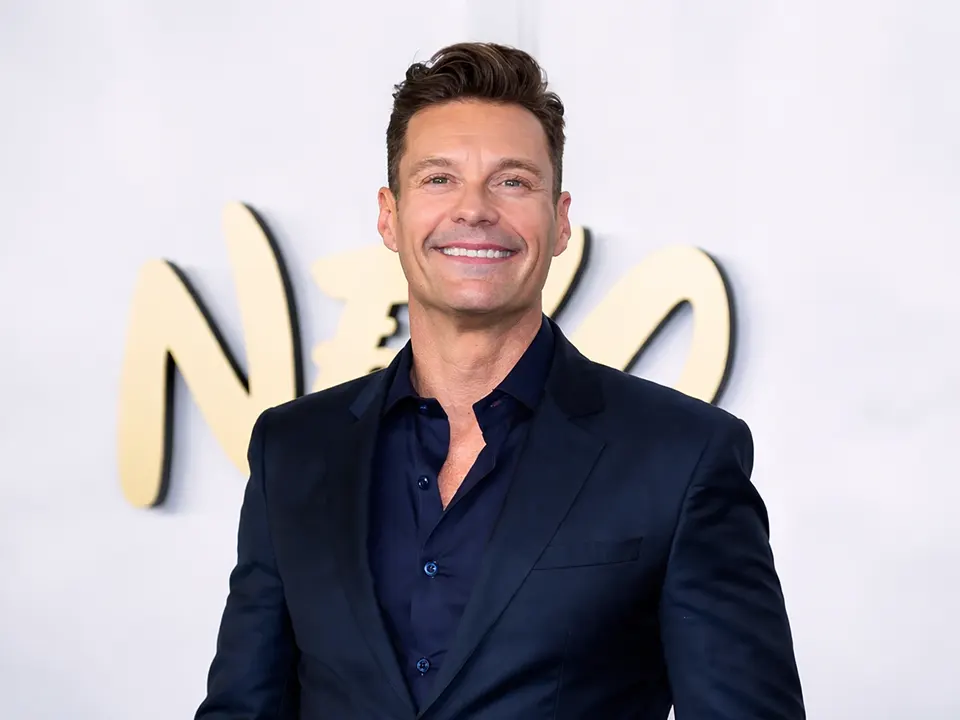 Ryan Seacrest Bio, Net Worth, Wiki, Age, Height, Girlfriend