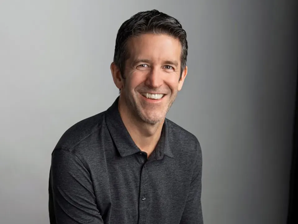 John Ternus Bio, Net Worth, Wiki, Age, Parents, Wife