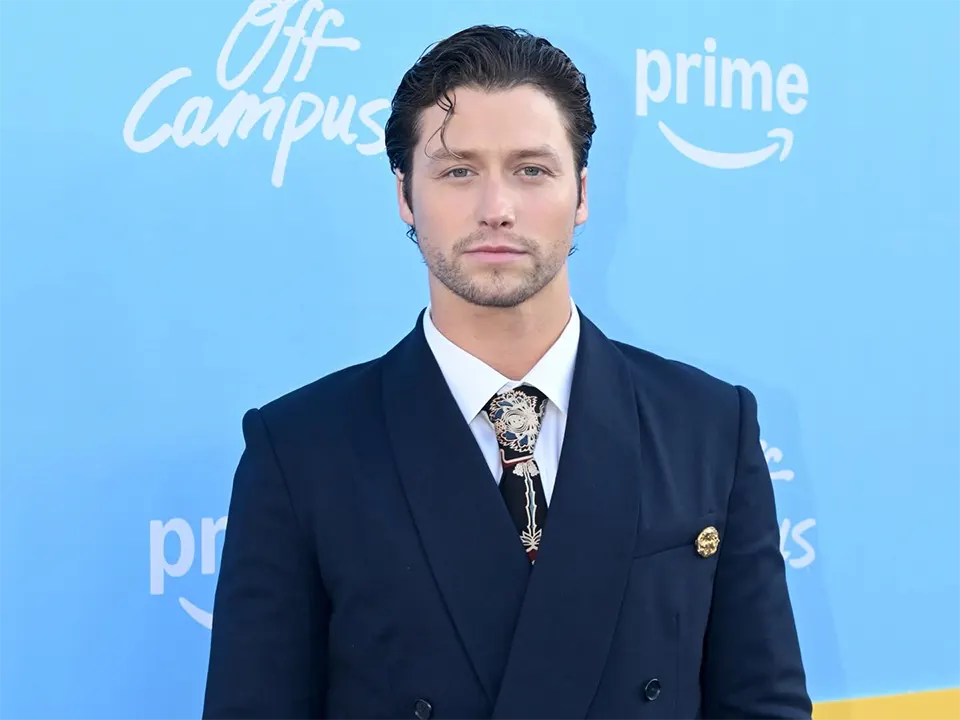 Stephen Kalyn Bio, Net Worth, Wiki, Age, Height, Girlfriend