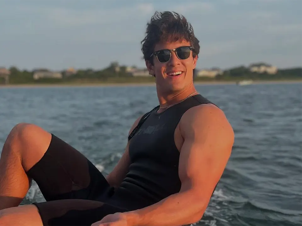 Carl Lee Schmidt Bio, Net Worth, Wiki, Age, Height, Girlfriend